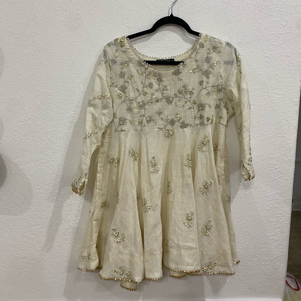 Embroidered Cream Kurta